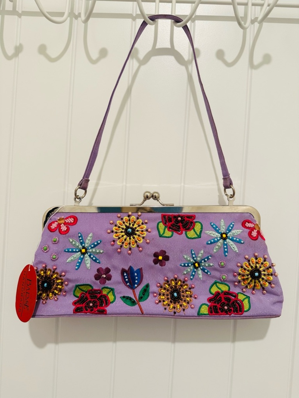 🌺Vintage Floral Embroidered Lavender Clutch